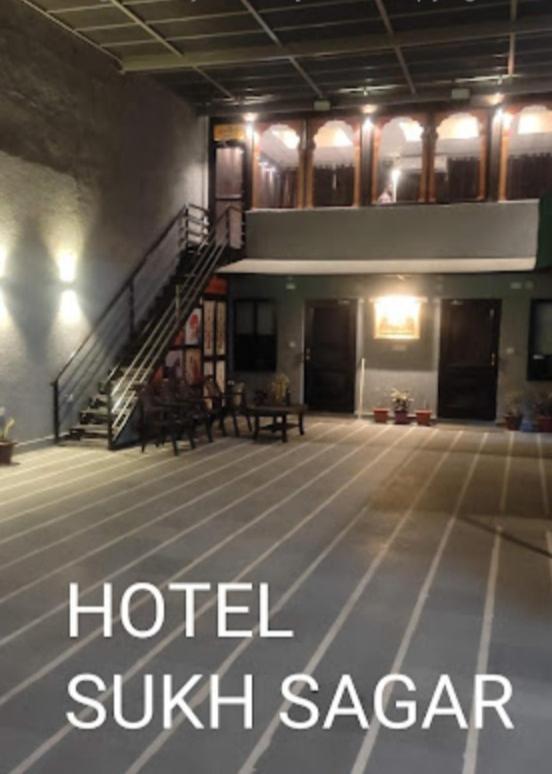 Sukh Sagar Hotel Jaipur Buitenkant foto