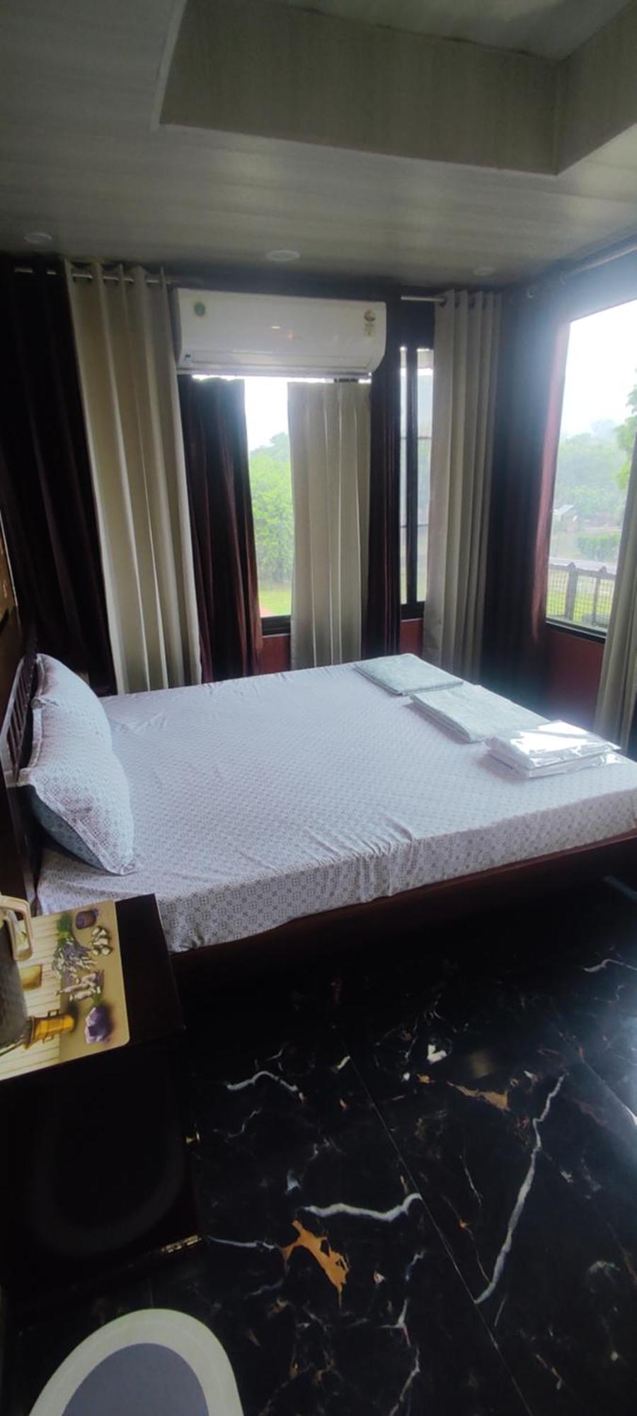 Sukh Sagar Hotel Jaipur Buitenkant foto
